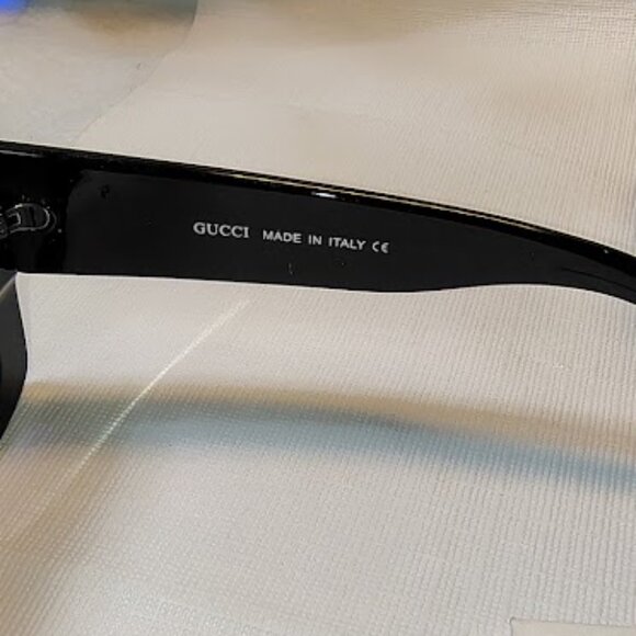BEAUTIFUL GUCCI SUNGLASSES - BRAND NEW WITH BOX, DUST BAG & CASE- MADE IN ITALY - Picture 6 of 9
